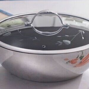 Stainless Steel Floral Design Pot with Lid